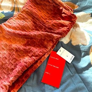 Brand beautiful new super comfy leggings!!